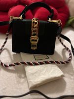 Gucci Sylvie Leder Tasche gr.S original Nordrhein-Westfalen - Nettetal Vorschau