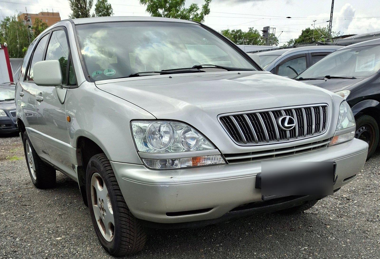 Abbildung des Autos Lexus RX 300