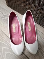 Hochzeitsschuhe 36 Highheels Pumps weiße Damenschuhe Bochum - Bochum-Ost Vorschau