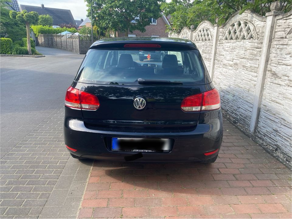 Volkswagen VW Golf 6 1.4 schwarz navi apple CarPlay in Harsewinkel - Marienfeld