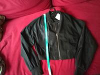 Zara Jacke NEU  mit Etikett Gr. M Berlin - Charlottenburg Vorschau