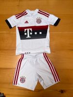 FCB Bayern München adidas Trikot Set Hose Gr. 128 Berlin - Charlottenburg Vorschau