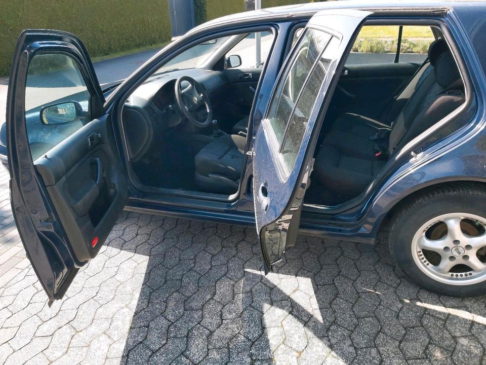 VW Golf 4 1.4 l 16 v mit TÜV in Hamm (Sieg)