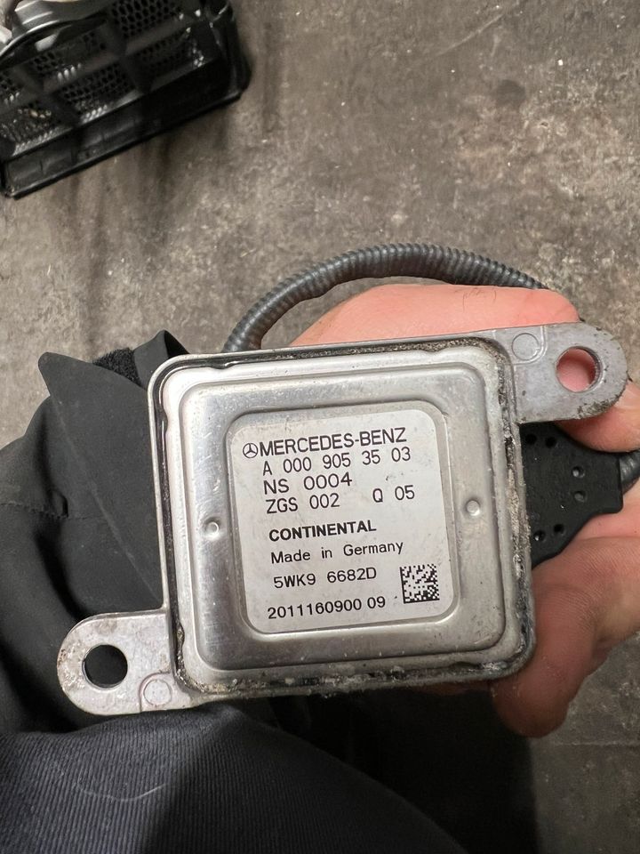 Mercedes W205 NOX-Sensor A0009053503 in Auerbach in der Oberpfalz