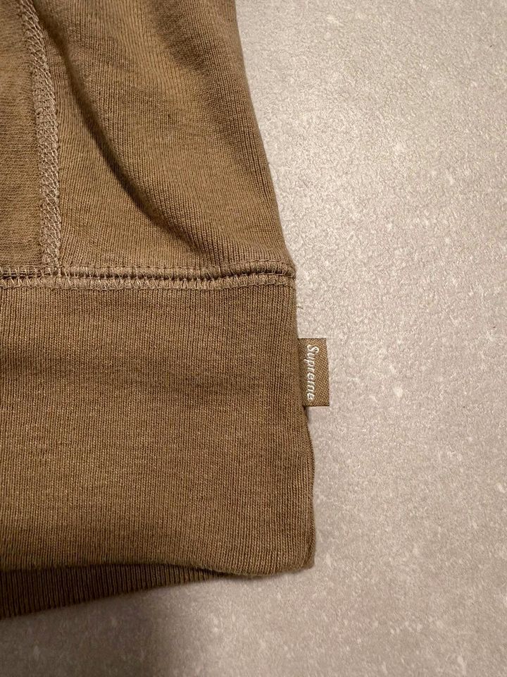 Supreme Box Logo Sweatshirt dark Sand (FW23) in Auerbach in der Oberpfalz