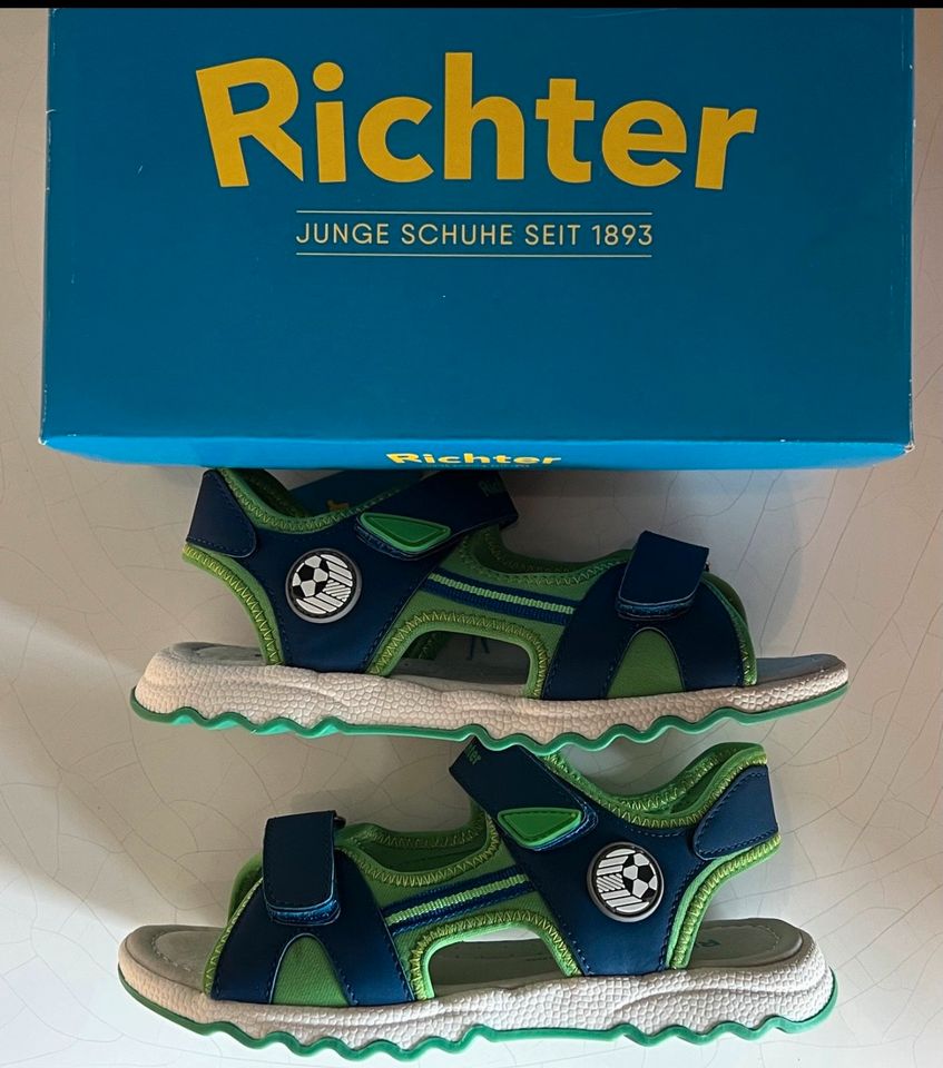 Richter Sandalen Junge mit Fußball ⚽️ blau/grün 32 NEU in St. Wendel