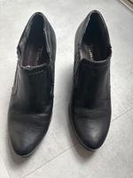 Damenschuhe Halbschuhe Leder Tamaris gr36 superZustand Nordrhein-Westfalen - Hilden Vorschau