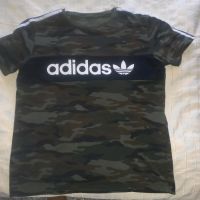 Adidas T-shirt gr L Top Zustand camouflage Niedersachsen - Cuxhaven Vorschau