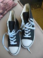 Chucks/Turnschuhe, Gr. 41, schwarz, neu Hessen - Fulda Vorschau