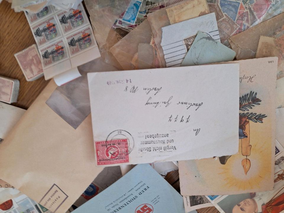 Alte Briefe und Briefmarken in Berlin