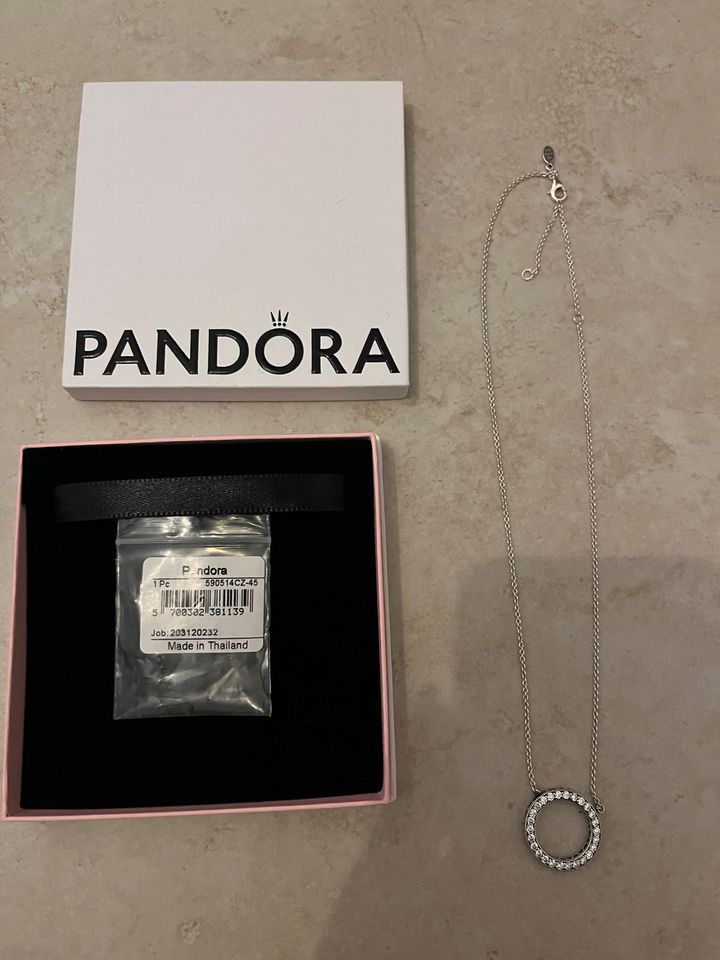 Pandora 925 Silber Halskette mit Strass Anhänger in Stuttgart
