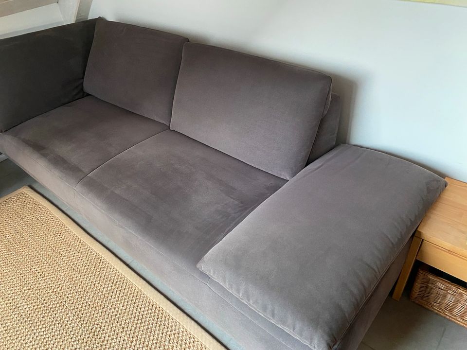 Koinor Couch sehr gepflegt, NR, keine Tierhaltung in Wiesbaden