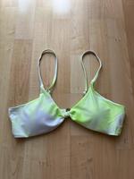 Bikinioberteil Größe M Shein weiß Neon grün Batik neu Hessen - Dietzenbach Vorschau