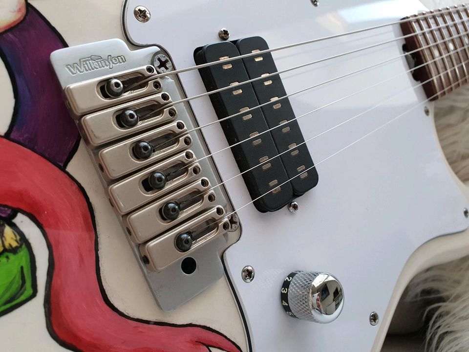 Jozsi Lak Stratocaster Gitarre Strat in Bad Soden am Taunus