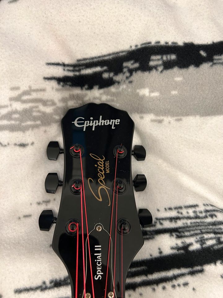 Epiphone Special 2 E-Gitarre in Duisburg