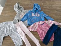 GAP Hoodie Jacken 2 Stück Bellybutton Falke Strumpfhos Gr. 74-80 München - Schwabing-Freimann Vorschau