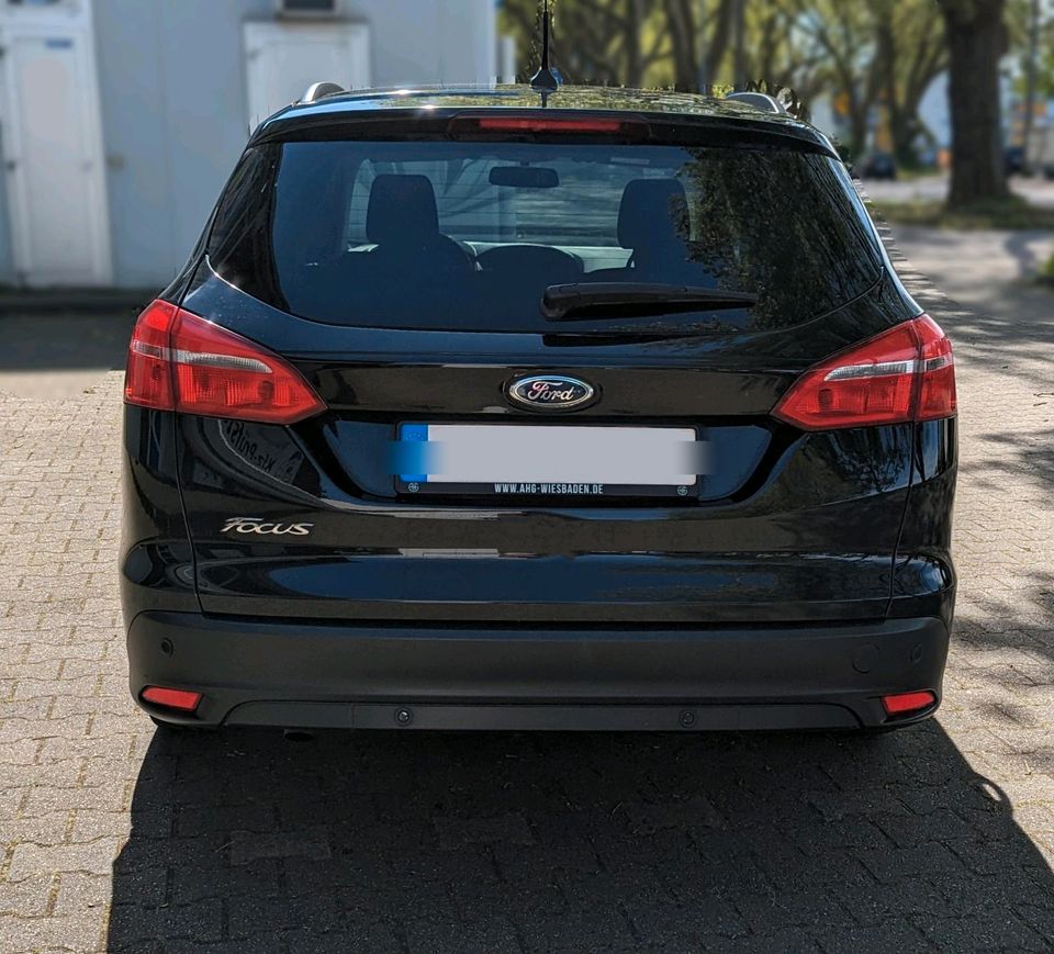 Ford Focus Turnier, Diesel 2017,  TÜV neu, nur GK & Export, black in Köln