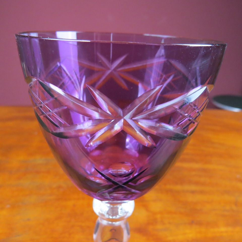 Vintage Weinglas Überfangglas lila violett Antik in Überherrn