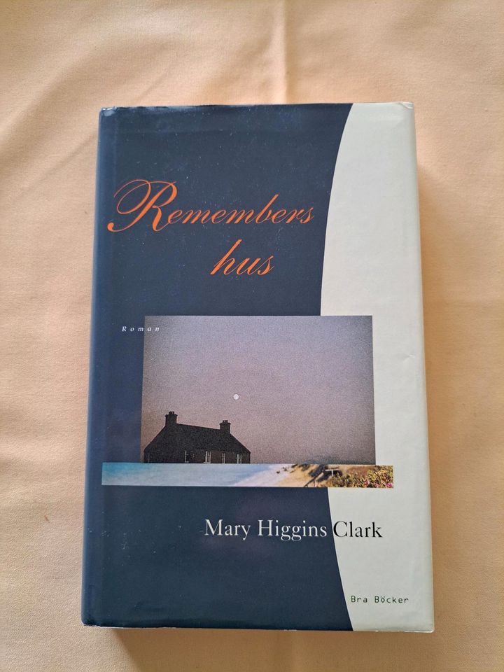 Remembers hus, schwedische Ausgabe von Mary Higgins Clark in Lübeck