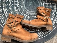 Wildleder Boots mit Nieten gr. 41 Köln - Köln Merheim Vorschau