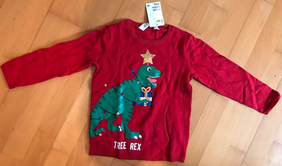 Paket Kleidung Jungen Größe 98/104  17 Teile/ 2 Neu in Köln