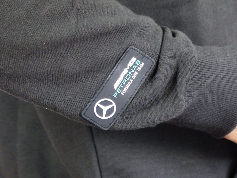 Mercedes AMG Petronas Herren FW Logo Hoodie Gr. S M L XL in Wetzlar
