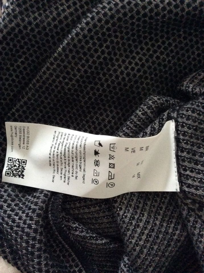 Hugo Boss Pullover Gr M in Düsseldorf