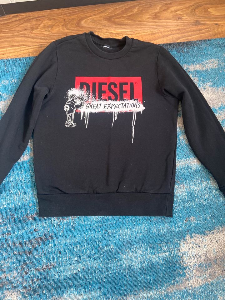 Diesel Sweatshirt 140 cm in Hamburg