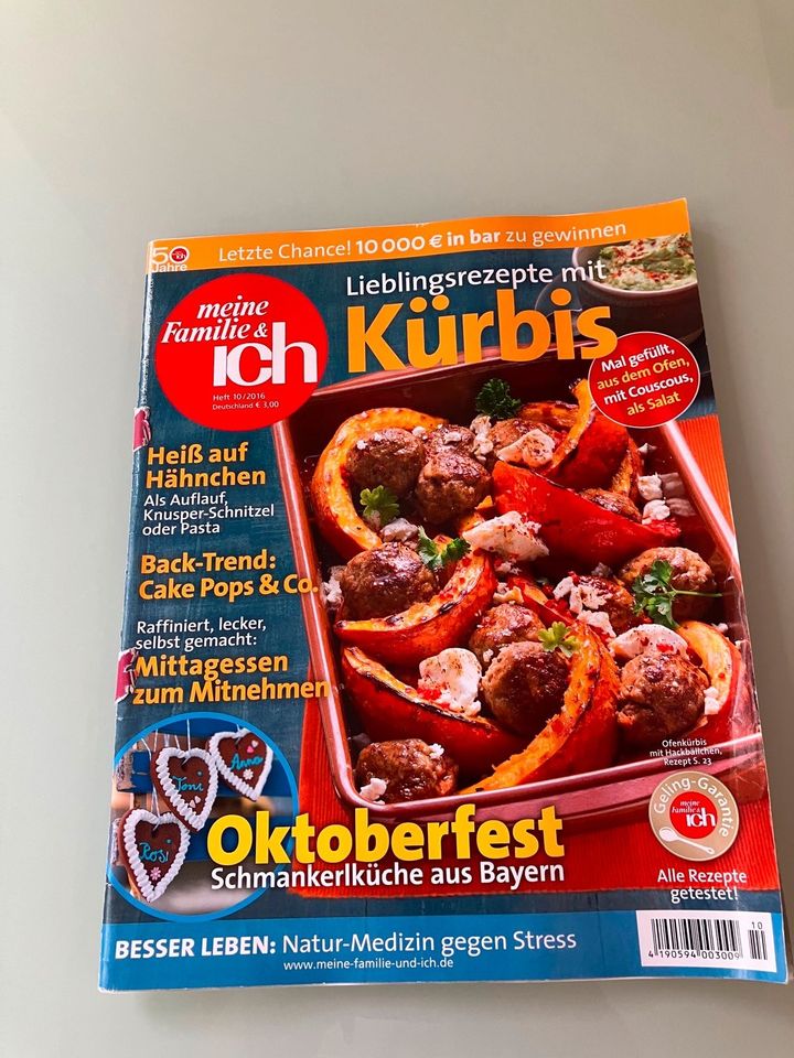 Verschiedene Kochbücher/Kochzeitschriften Herbst in Oldenburg