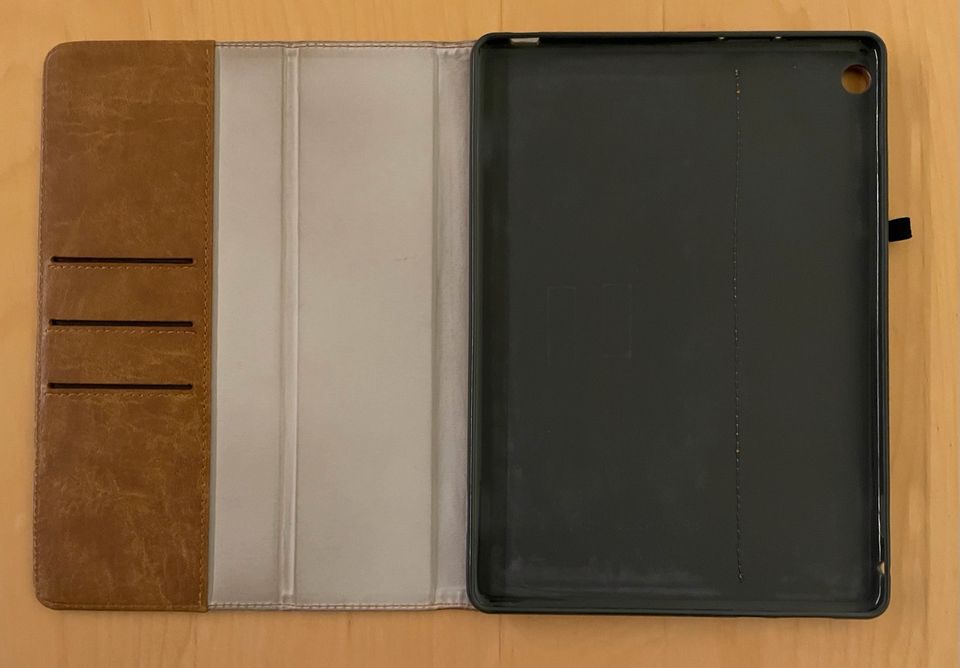 Case Flip Cover Hülle Schutz braun Leder Huawei MediaPad M3 lite in Stuttgart