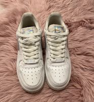 Nike Air Force 1 Weiß Holographic 38,5 Berlin - Steglitz Vorschau