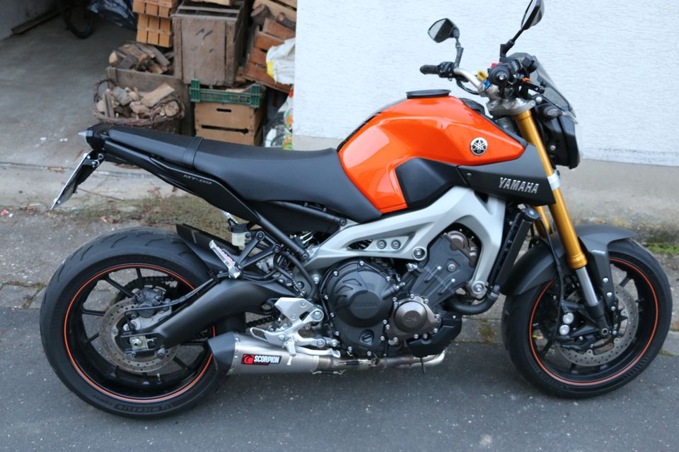 Yamaha MT09 RN29 in Waldbrunn