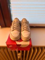 Nike Dunk Low “Photon Dust” (Größe 41) Wandsbek - Hamburg Bramfeld Vorschau