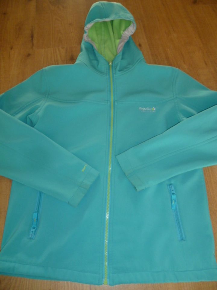 schöne Kinder Damen Softshelljacke Outdoor Jacke Kapuze Gr.176 34 in Erfurt