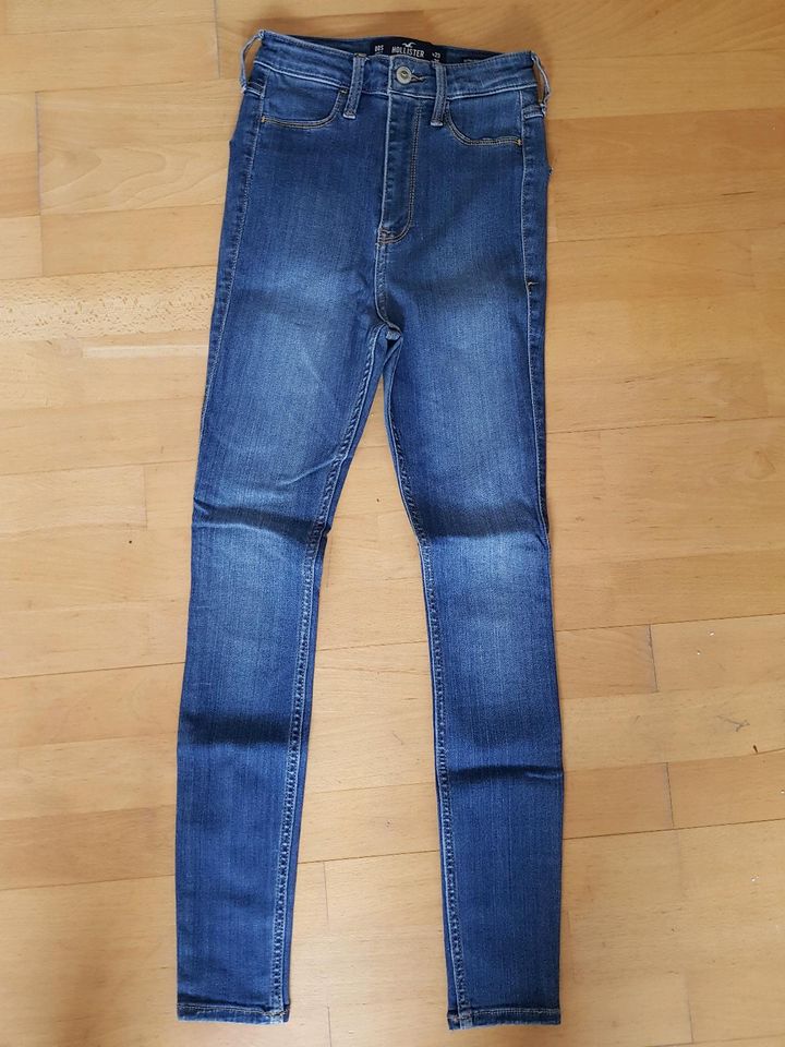Blaue Hollister Jeans/ Hose/ Jean Legging in W23 L26 in Schöppingen