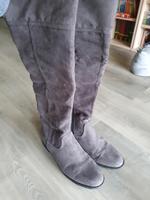 Stiefel Overknees kniehoch Musketierstiefel grau Hessen - Ginsheim-Gustavsburg Vorschau