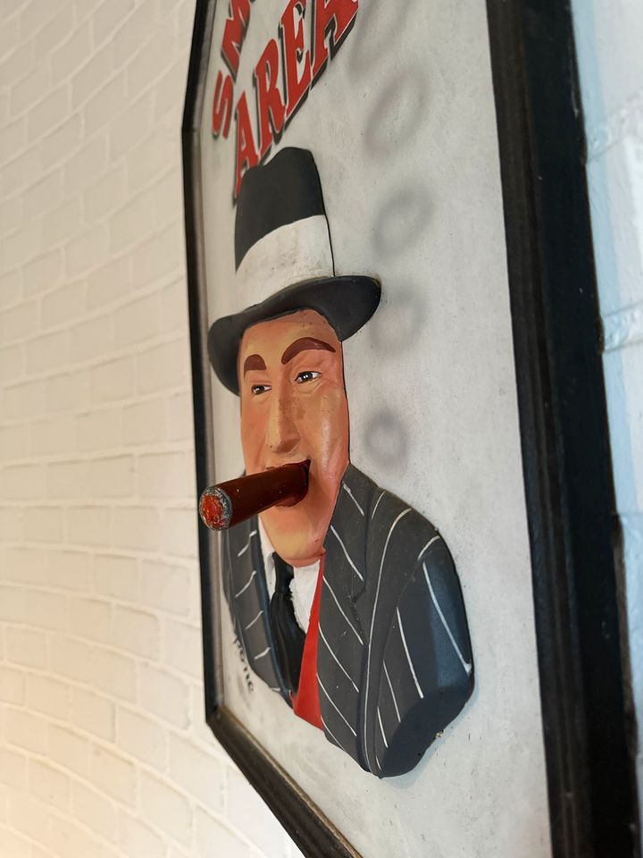 3D-Bild aus Holz - Smoking Area - Al Capone Mafia Raucher Zigarre in Heide