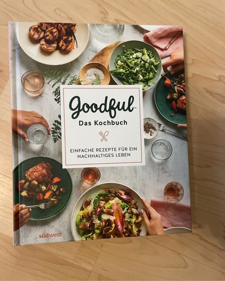 Diverse Kochbücher | Goodful | The Shredded Chef | Simplissime in Düsseldorf