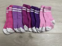 Stolper (Knie) Socken Baby 6-12 Monate Nordrhein-Westfalen - Pulheim Vorschau