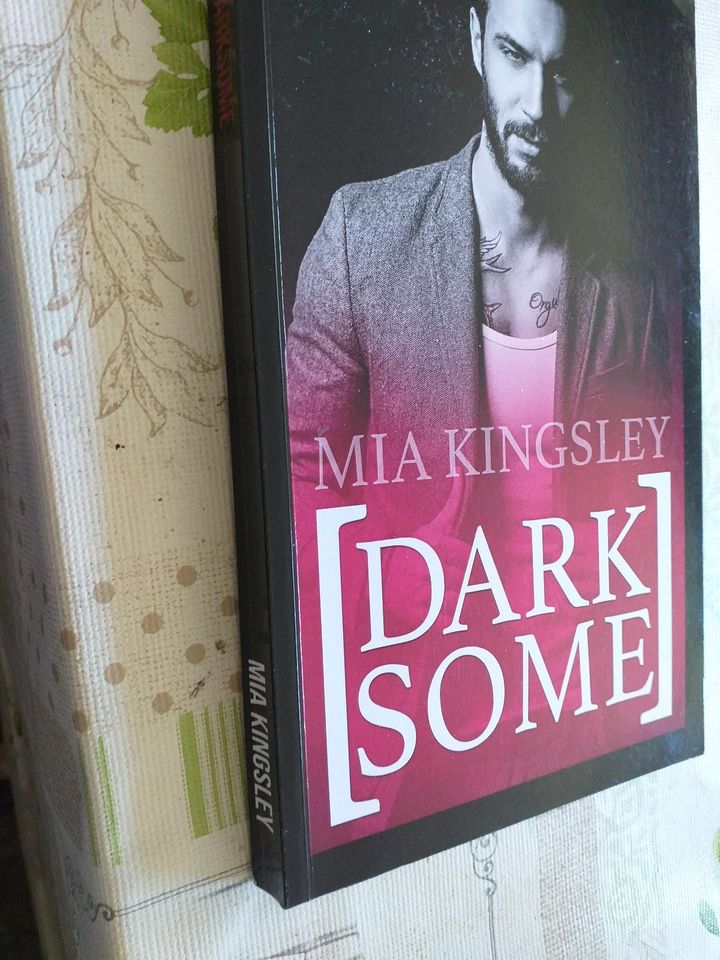 Mia kingsley dark romance in Neumünster