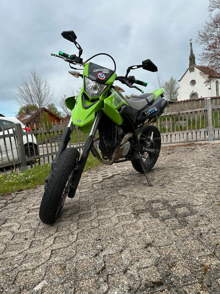 Yamaha WR 125 X mit Takkoni Sportauspuff in Leutkirch im Allgäu