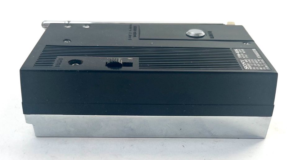 Sony Batterie Radio TFM 825 L Vintage 60er 70er Jahre in Schwarme