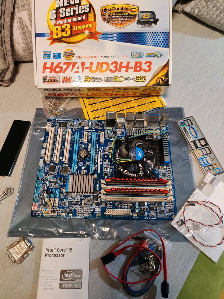 Gigabyte GA-H67A-UD3H-B3 Mainboard ATX Sockel 1155 +8GB-DDR +i5 P in Mülsen