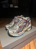 Balenciaga Runner Multicolour 39 Düsseldorf - Stadtmitte Vorschau