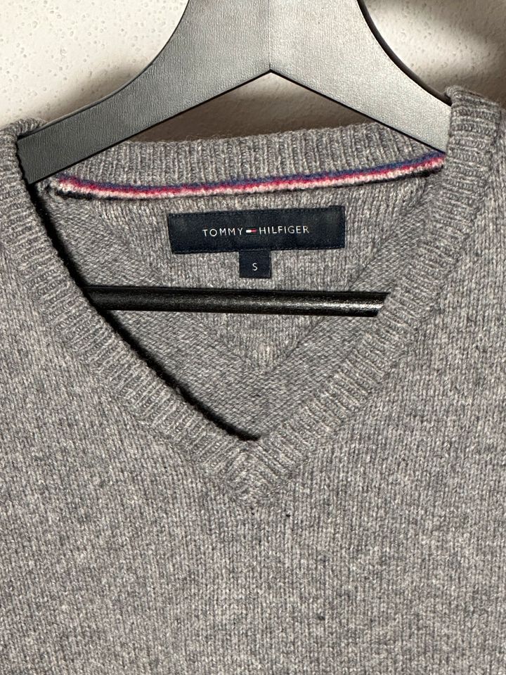 Tommy Hilfiger Strickpullover Gr. S in Preist