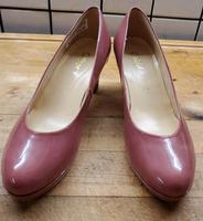 Gabor Lack Pumps Gr. 5 (38) neu Lachs Rheinland-Pfalz - Gau-Bickelheim Vorschau