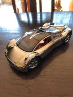 Revell Audi Avus W12 Quattro chrome 1:18 Schleswig-Holstein - Hohn Vorschau