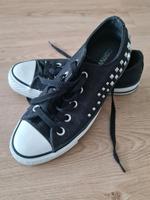 Cuck Converse schwarz mit  Nieten ; Gr. 36,5 ; Top Zustand Essen - Essen-Frintrop Vorschau