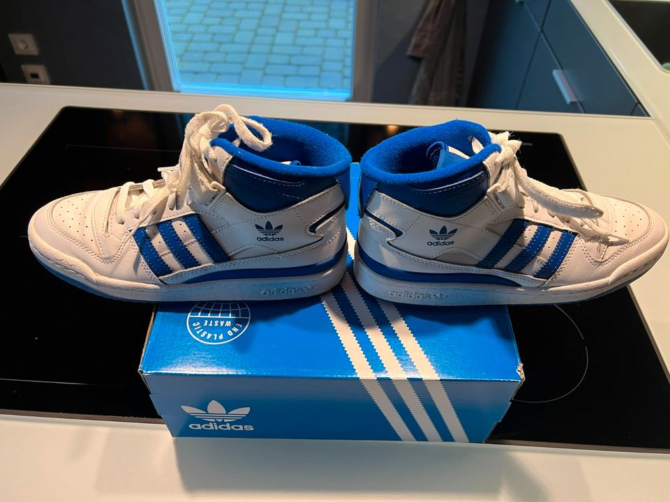 Adidas, Forum  Mid J, Gr. 5 1/5, Unisex, weiß/blau in Witzhave