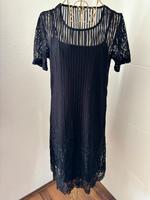 Elegantes Spitzenkleid von Vila in Größe M Hessen - Schöffengrund Vorschau